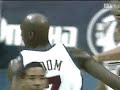 Lamar Odom posterizes Theo Ratliff!