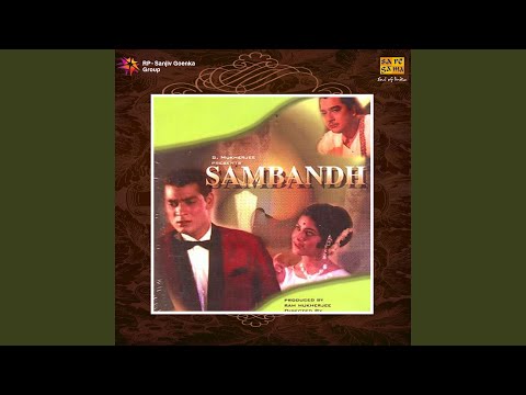 Main khud hun chndramukhi par chamak se darati hun Main khud hun chndramukhi par chamak se darati hun