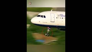 Plane Landed With Twisted Wheel |😲😲| #shorts