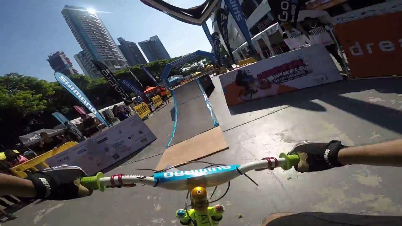 Seth Tan: Urban Wheels Scape (4th Position)