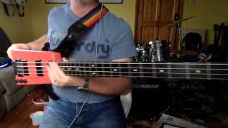 Headless Bass Shootout - Spirit XT-2 vs Hohner B2A vs Steinberger L2 vs Steinberger XL2.