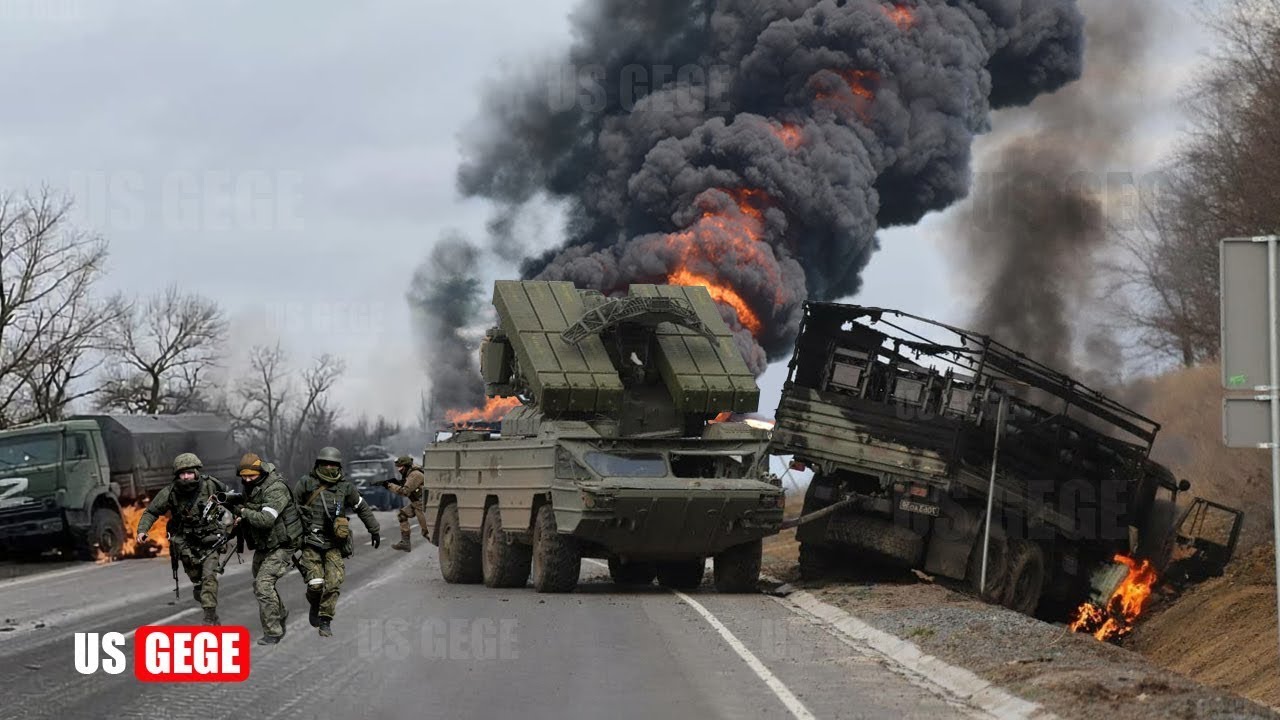 Brutal Ukrainian kamikaze drones destroy convoy Russian infantry vehicles in just few seconds