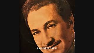 Mustafa Sağyaşar - Susmuş Gece Her Yer Sizi Dinlerdi Denizden