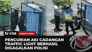Download Lagu Kepergok Polisi Curi Baterai Aki Traffic Light, 2 Pria di Palembang Ditangkap | Kabar Siang tvOne MP3 Download Lagu Kepergok Polisi Curi Baterai Aki Traffic Light, 2 Pria di Palembang Ditangkap | Kabar Siang tvOne MP3