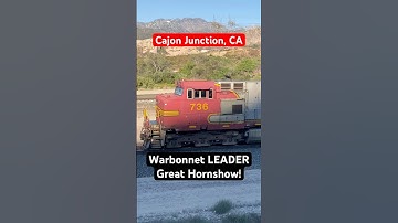RARE Warbonnet LEADING Train! #bnsf #shorts
