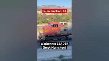 RARE Warbonnet LEADING Train! #bnsf #shorts