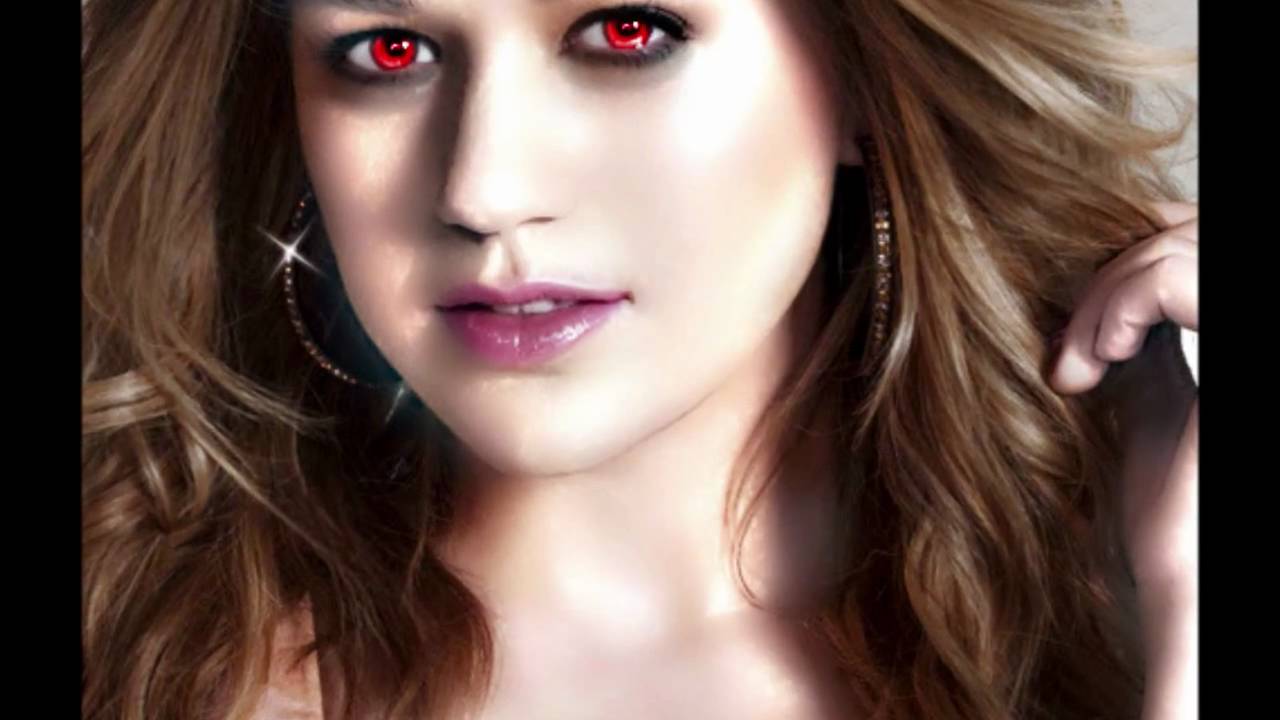 Kelly Clarkson As A Vampire (Vampire Projects - Season 1) - YouTube