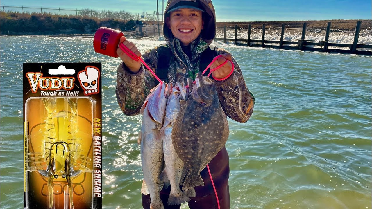 Too EASY With This LURE! **Corpus Christi Spillway** - YouTube