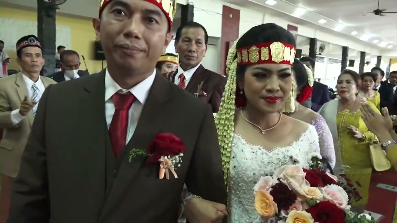 Richad Sitinjak & Melawati br Manik Acara Adat di Gedung Sima part 1