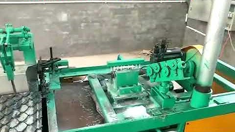 PVC single wire chain link fence machine/diamond mesh fence machine export
