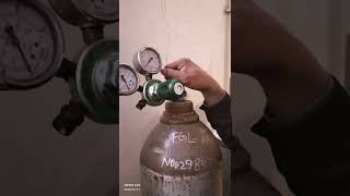 oxygen cylinder checking || for Hospital || How to check the pressure of oxygen cylinder