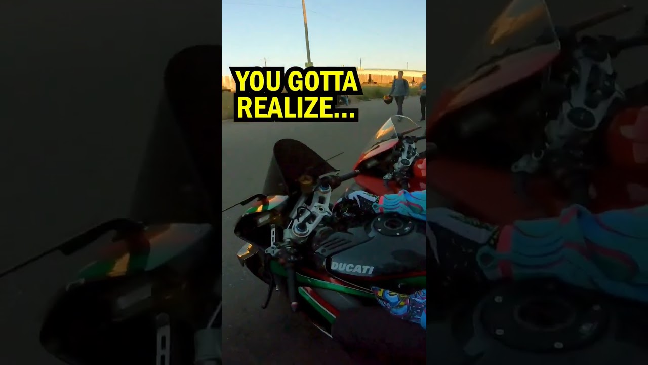 Worst Helmet Ever. 🤮 