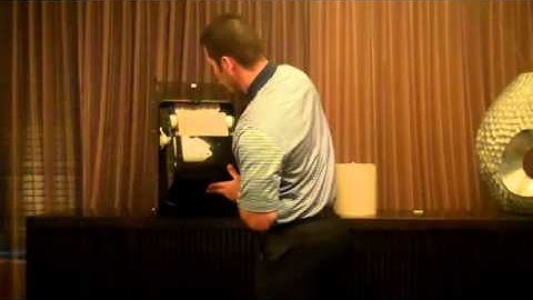Cormatic® Automated Towel Dispenser Loading Instructions - Spanish.mp4