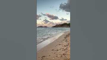 جمال البحر يتناغم مع آيات القرآن 🌊📖 | Beauty of the Sea with Quran #قرآن #Quran #Sea #البحر #short