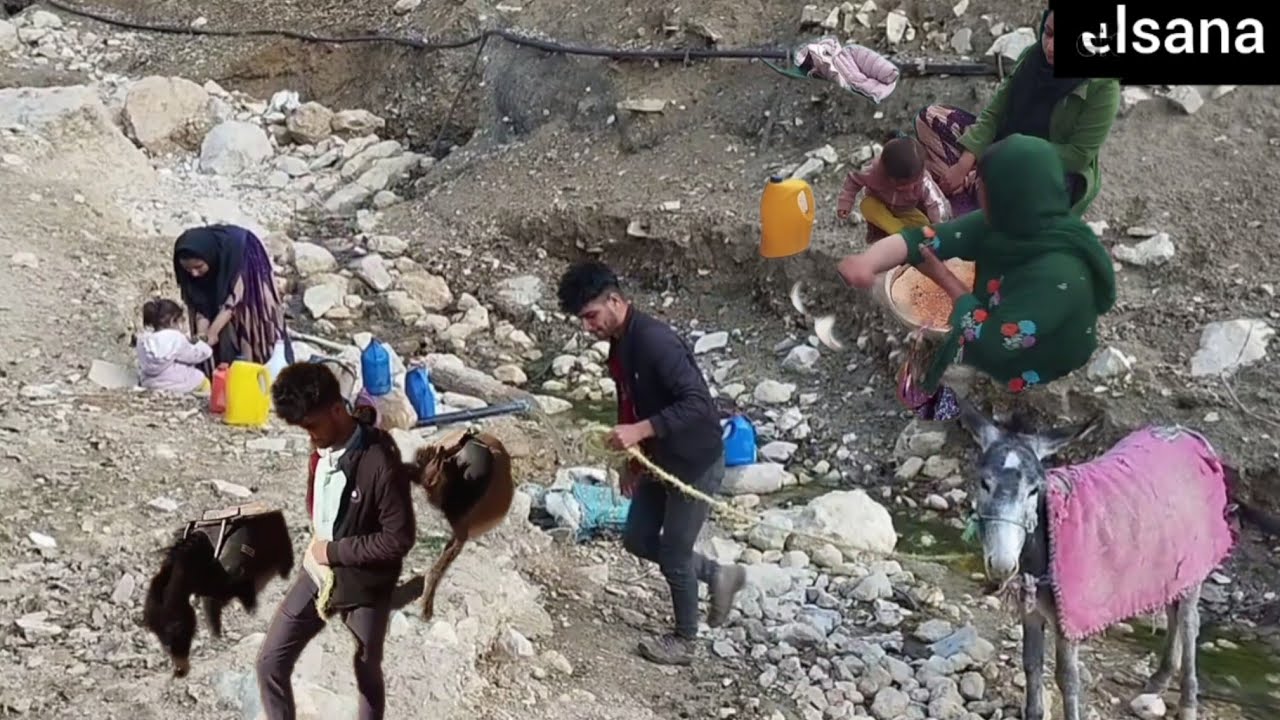 The life of the nomads and the hardships of the times