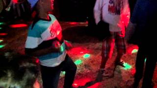 Meninos Pagando De Boys Para As Meninas