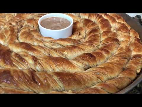 فطيرة القرفة الحلزونية المورقه    