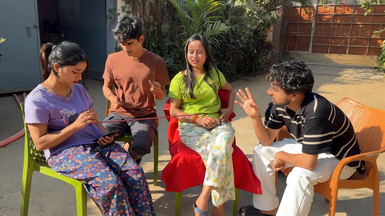 Dono behen ke jhagde me aa gaye mukhiya jee 😅