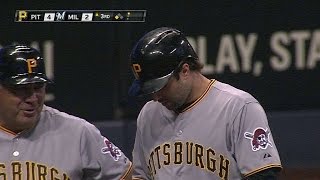 Famous PIT@MIL: Walker rips RBI triple, extends early lead Net Worth