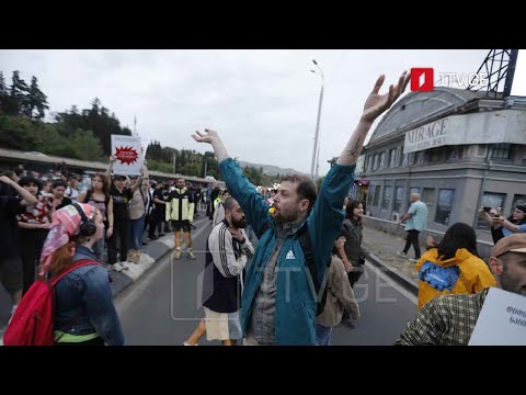 საპროტესტო აქცია გმირთა მოედანზე - შალვა სუმბაძის ჩართვა