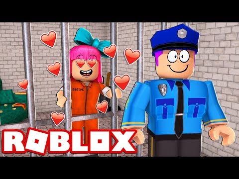 George Pig Joga Slither Io Jogo Da Cobrinha Ep01 Youtube - fuja do bob esponja mega perigoso no roblox escape spongebob