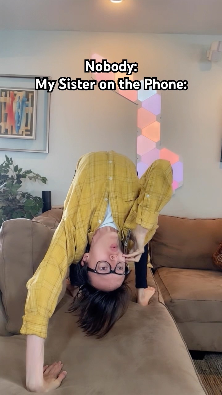 My Sister When She’s on the Phone #TheManniiShow.com/series