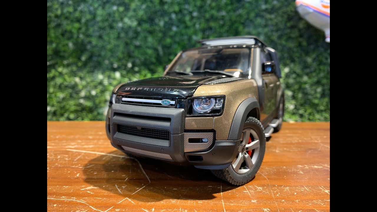 1/18 Almost Real Land Rover Defender 110 2020 Gondwana Stone