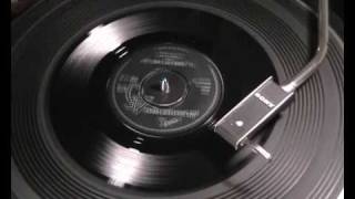 Video thumbnail of "Johnny Kidd & The Pirates - I'll Never Get Over You - 1963 45rpm"
