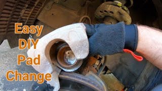 2008-2013 Kia Soul brake pad replacement. DIY How to guide.