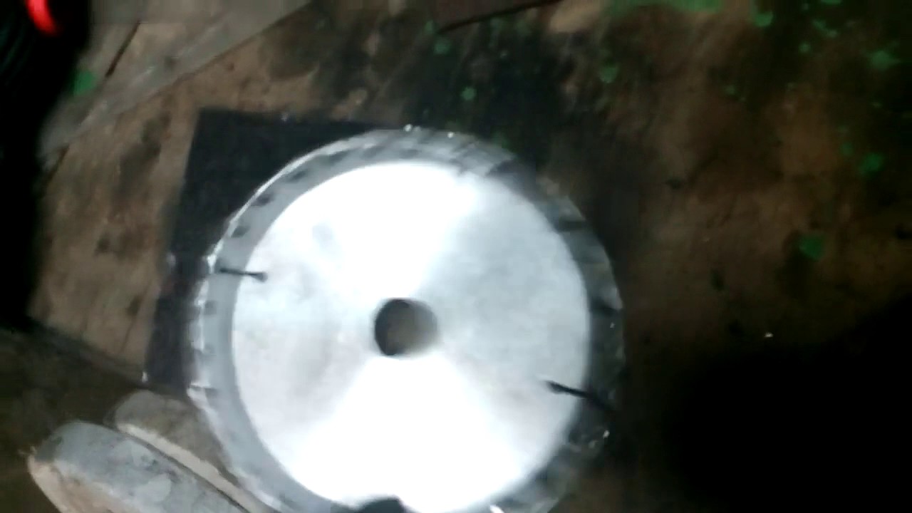 ⁣Ручна циркулярка з болгарки