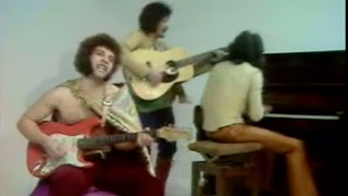 Video voorbeeld van "Mungo Jerry - Baby Jump / France TV-Show 1971"