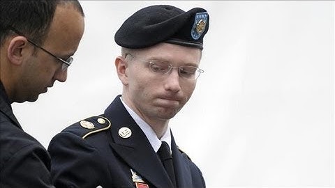 Manning Not Guilty of Aiding the Enemy
