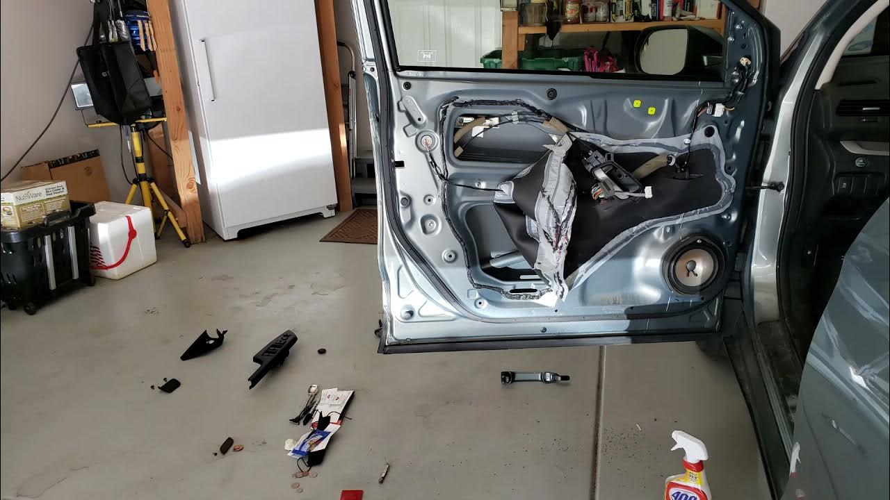 2012 Honda CRV Door Lock Key Doesn't Work - YouTube