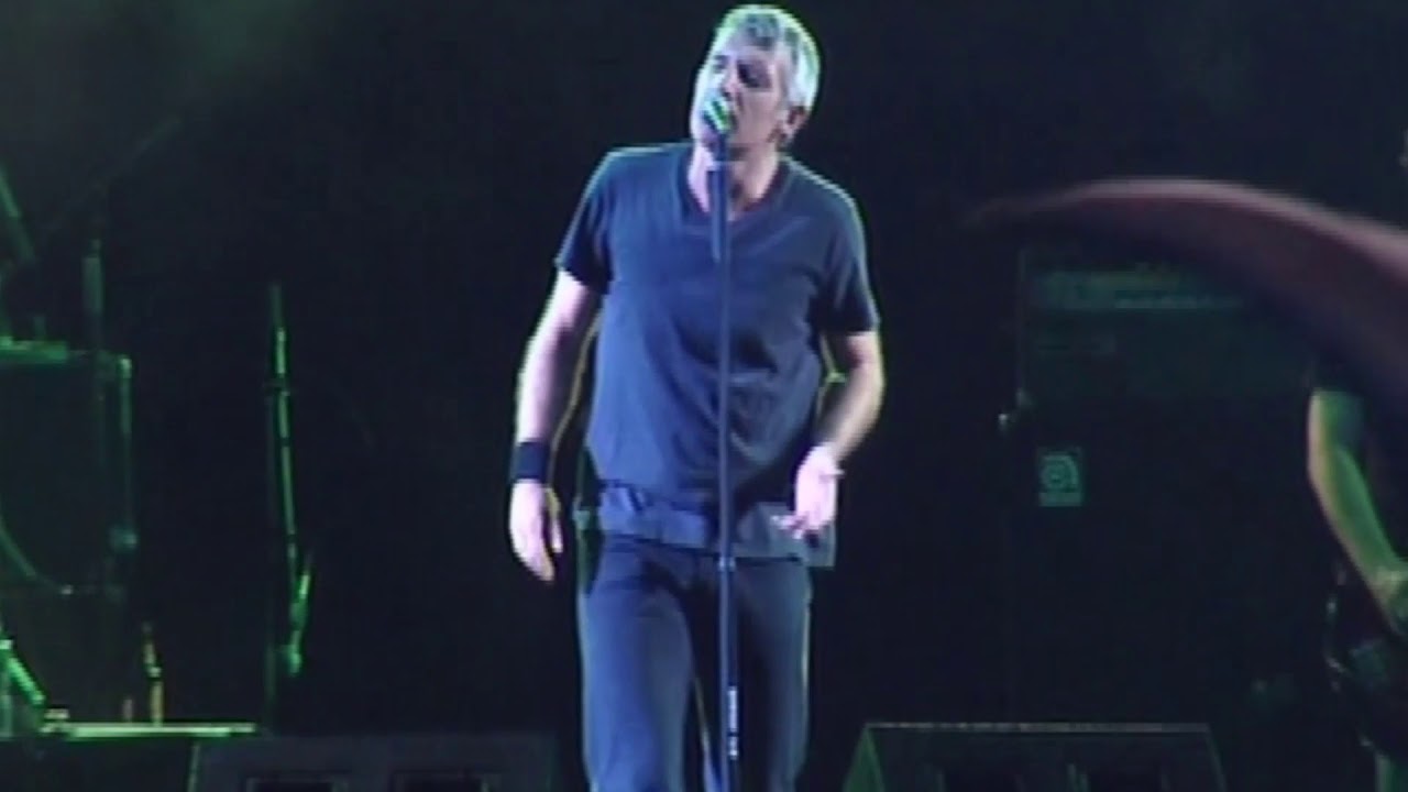 buitres - Carretera Perdida (DVD Buitres 17 Años) [En Vivo]