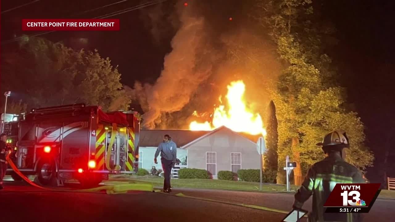 Center Point Fire battles early morning blaze - YouTube