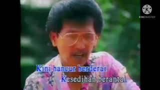 layu sebelum berkembang Mus Mulyadi