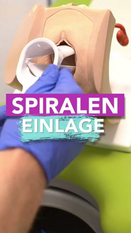 Spirale einlegen | so geht‘s | Verhütung | Frauenarzt Dr. Wagner | #shorts #verhütung