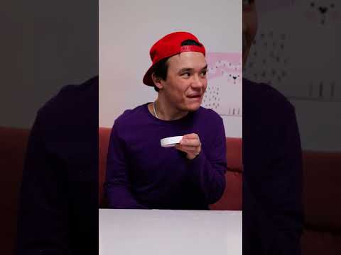 😄 Sister Pranks Brother With a Gift #kids #funnymoment