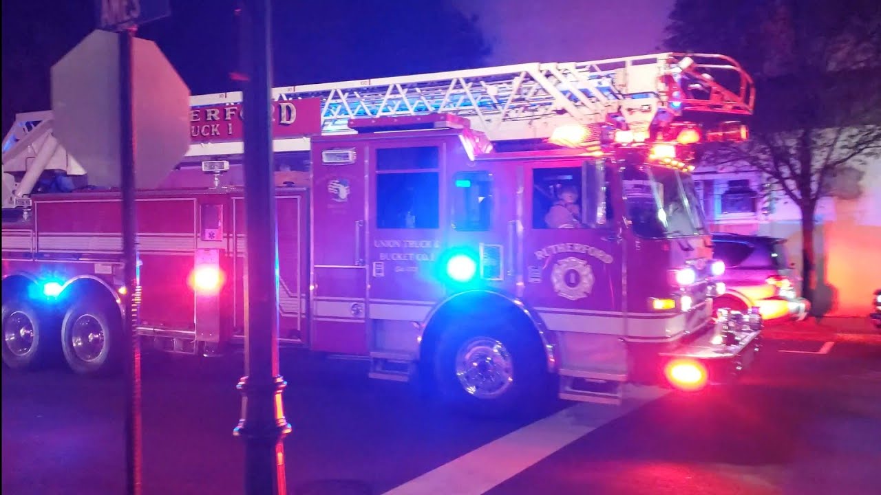Rutherford NJ Fire Department 56 Truck 1 Responding 11-9-19 - YouTube