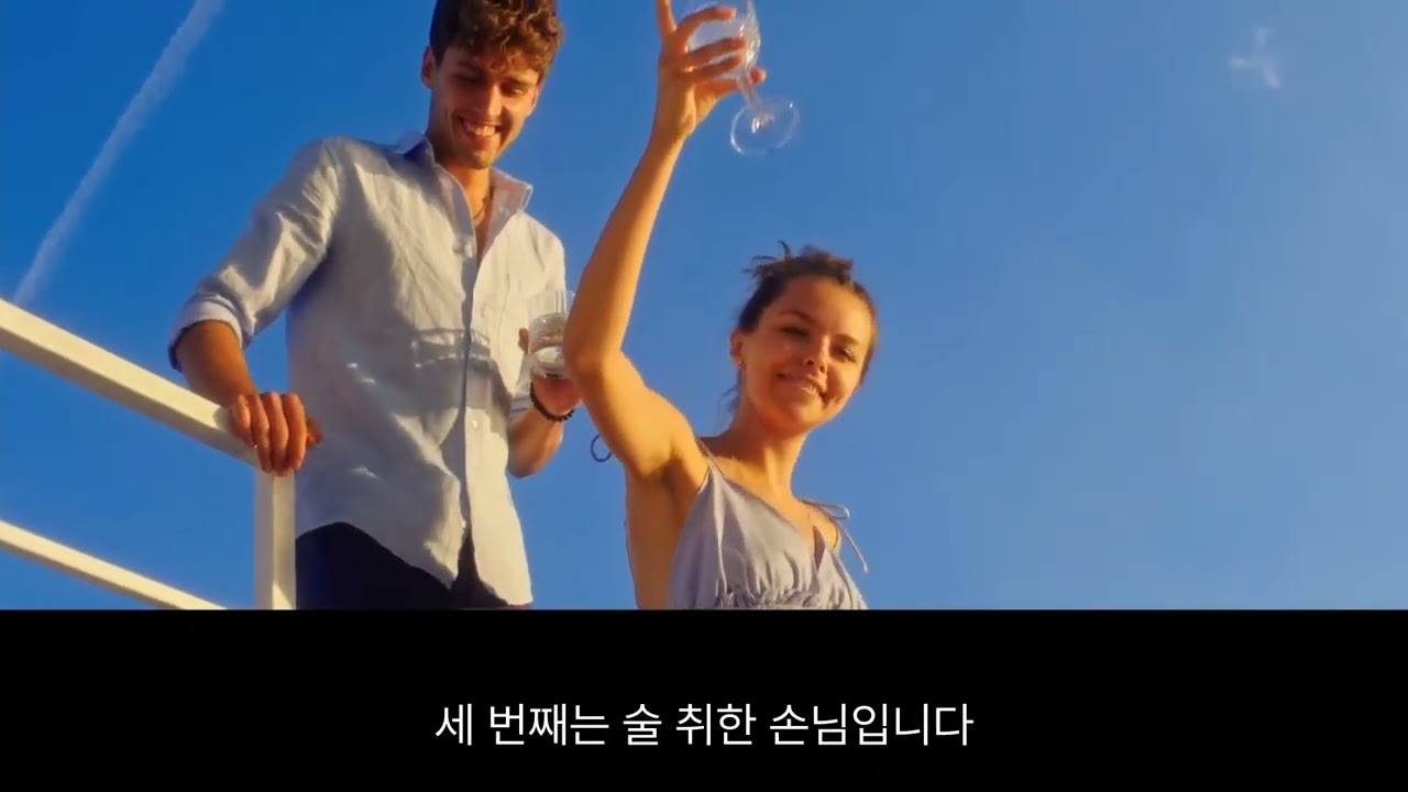 편의점 알바생이 꼽은 진상손님 레전드 TOP3