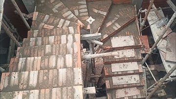 cách xây bậc cầu thang lượn đẳng cấp của anh  , A bricklayer way of building classy rolling stairs