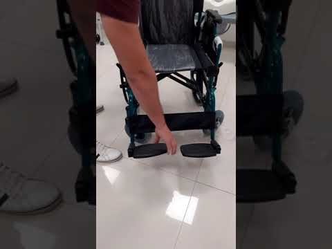 Видео: Защо абат в инвалидна количка?