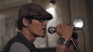 BADBRO   CAHAYA PULANG - Live Rehearsal at Combi Cafe Pontianak