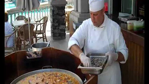 How to Make the Perfect Paella!