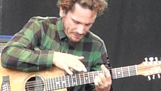 John Butler Trio - Ocean (Live at Rock For People 2011) part 1