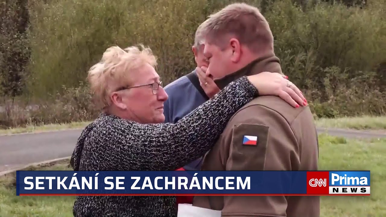 Dojemné shledání se zachráncem po povodních: Nemáme slov, neudrželi slzy manželé z Jesenicka