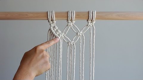 DIY Macrame Tutorial: Double Half Hitch Knot - How to Prevent Warping/Keeping your Lines Straight!