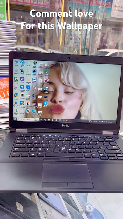 Sabrina kissing 😘 Wallpaper for Windows! link in description #windows10 #livewallpaper #ytshorts