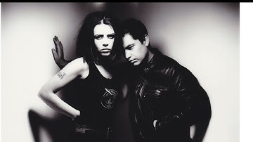 Curve - Unreadable Communication (Live at The Galaxy Club 1998)