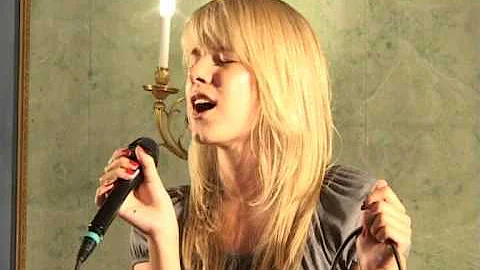 Laura Adamson - Killing me softly